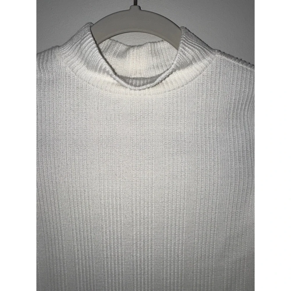 SO Girls Ribbed Mock Neck Long Sleeve Top Cream Lettuce Edge Size M 8